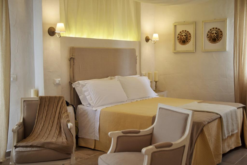 Le Nicchie Guest House ลูเชรา ภายนอก รูปภาพ