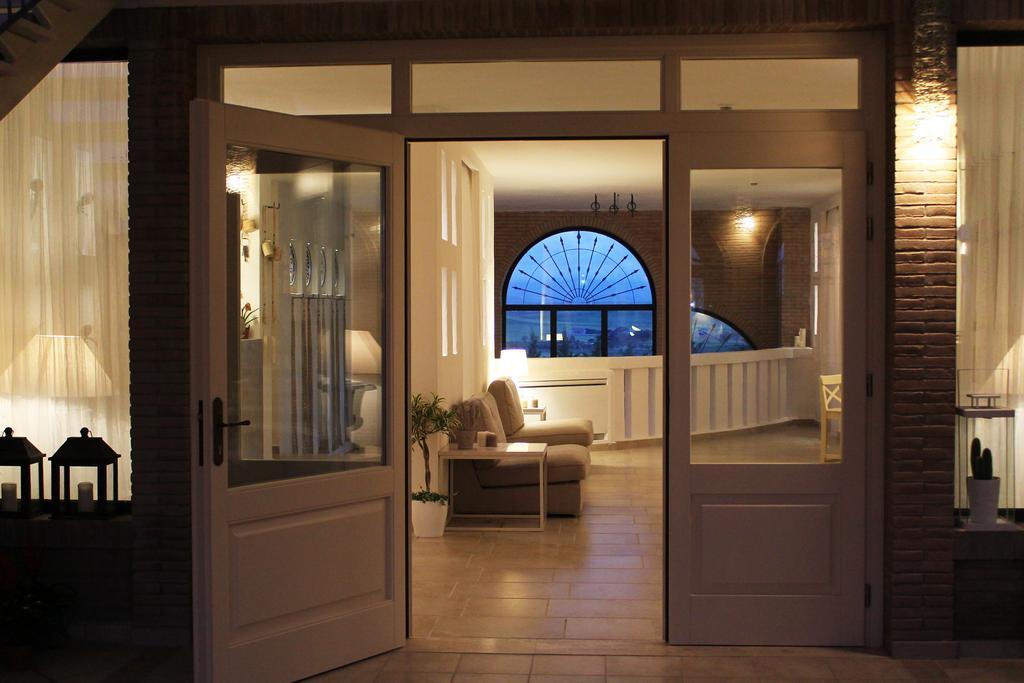 Le Nicchie Guest House ลูเชรา ภายนอก รูปภาพ