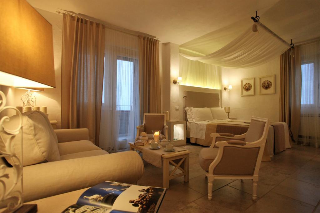 Le Nicchie Guest House ลูเชรา ภายนอก รูปภาพ