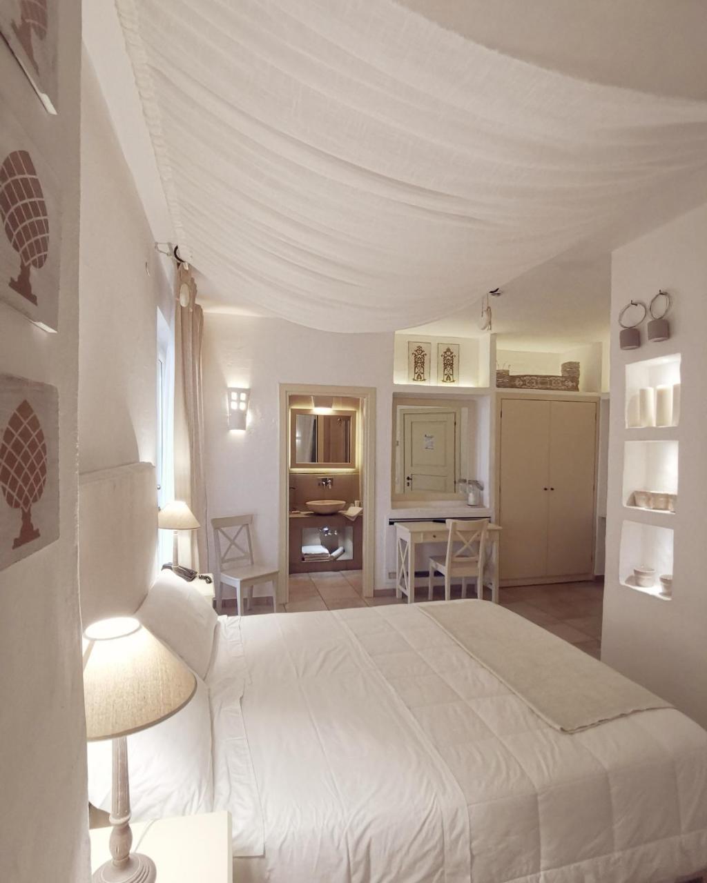 Le Nicchie Guest House ลูเชรา ภายนอก รูปภาพ