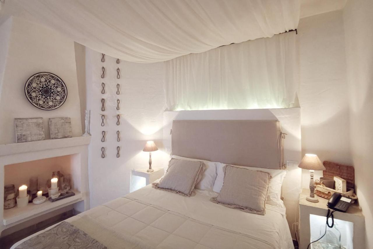 Le Nicchie Guest House ลูเชรา ภายนอก รูปภาพ